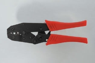 ALICATE PARA CRIMPAR TERMINAL ILHOS 6-25MM - SEVERO