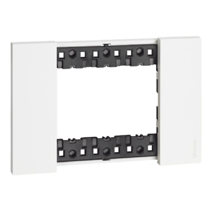 PLACA 4X2 PARA 3 POSTOS BRANCO LIVING NOW - BTicino Legrand