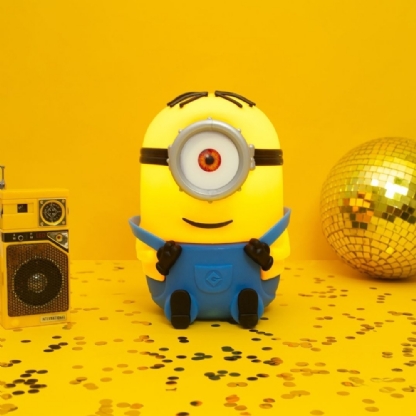 LUMINARIA DE MESA STUART MINIONS PARA 1 LAMPADA E27 - USARE