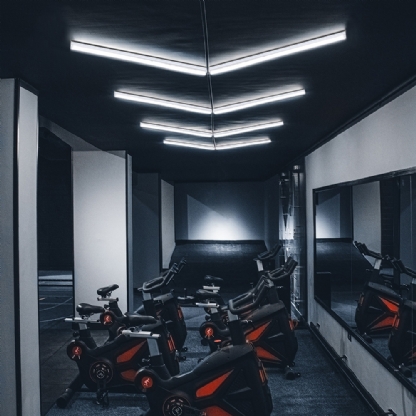 LUMINARIA LED SOBREPOR TUBULAR 18W LUZ BRANCA 6500K T5 BIVOLT 1350LM IP20 1,17 METRO - BLUMENAU