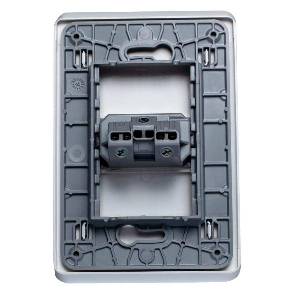 CONJUNTO 4X2 1 TOMADA 2P+T 20A BRANCO MATIXGO - BTICINO