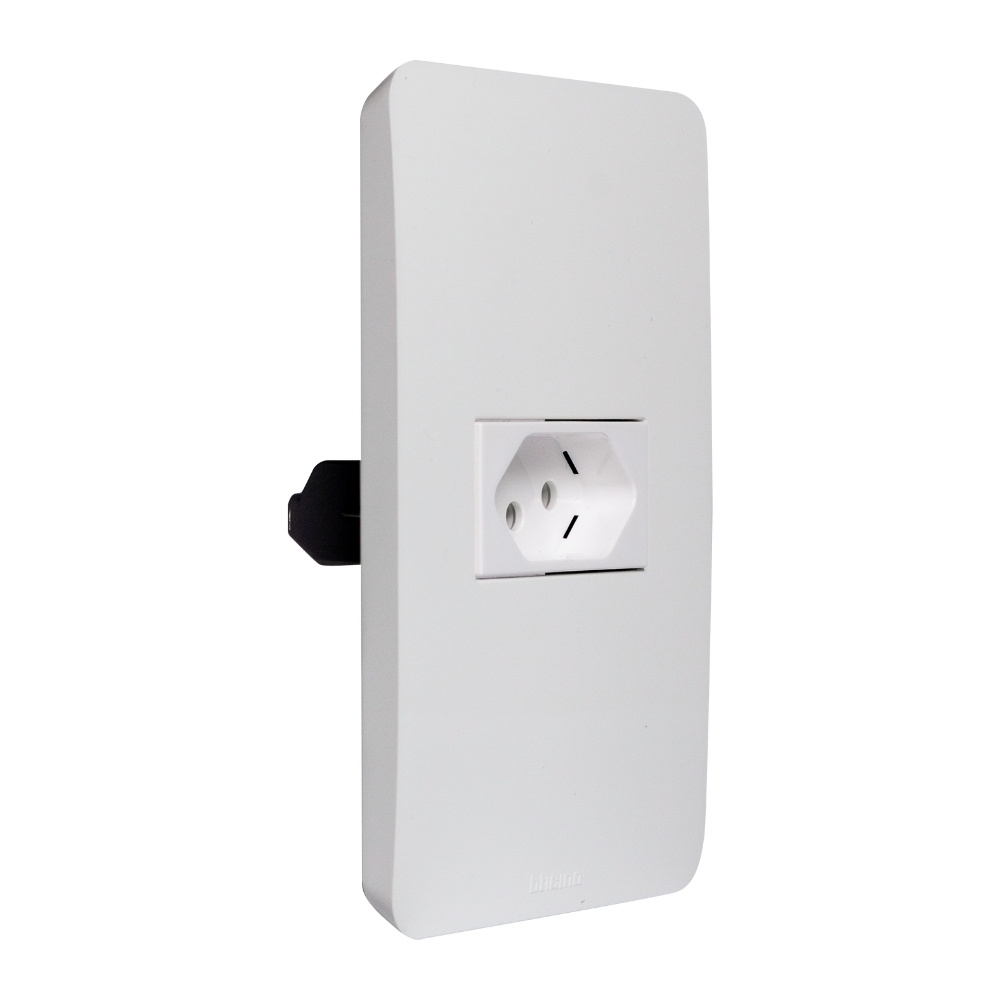 CONJUNTO 4X2 1 TOMADA 2P+T 20A BRANCO MATIXGO - BTICINO