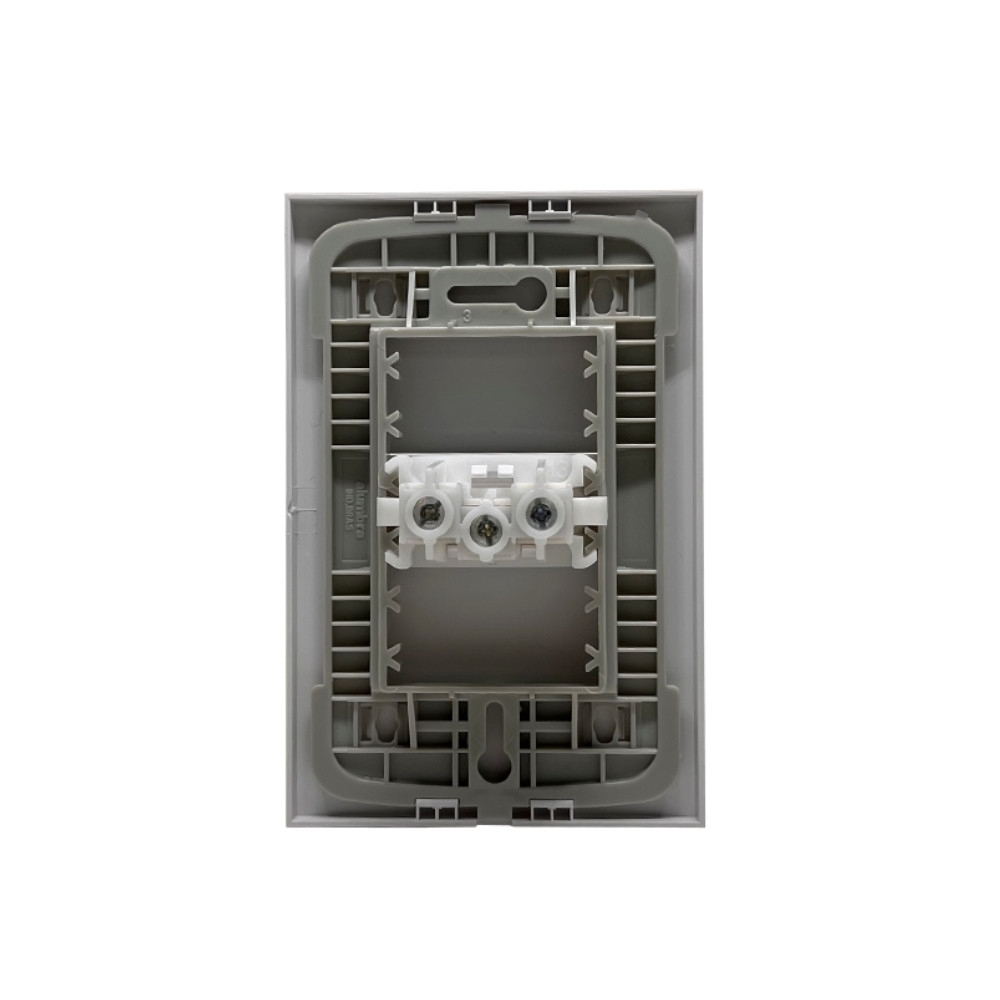 CONJUNTO TOMADA 2 POLOS + TERRA 10A 250V BRANCO INOVA PRO - ALUMBRA