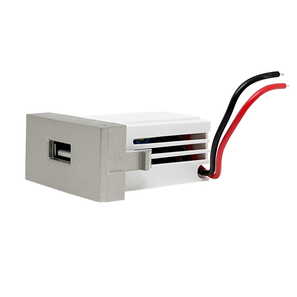 MODULO TOMADA USB 2A BIVOLT CLASS TITANIUM INOVA PRO - ALUMBRA