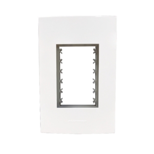 PLACA 4X2 PARA 3 POSTOS JUNTOS COM SUPORTE BRANCO INOVA PRO - ALUMBRA