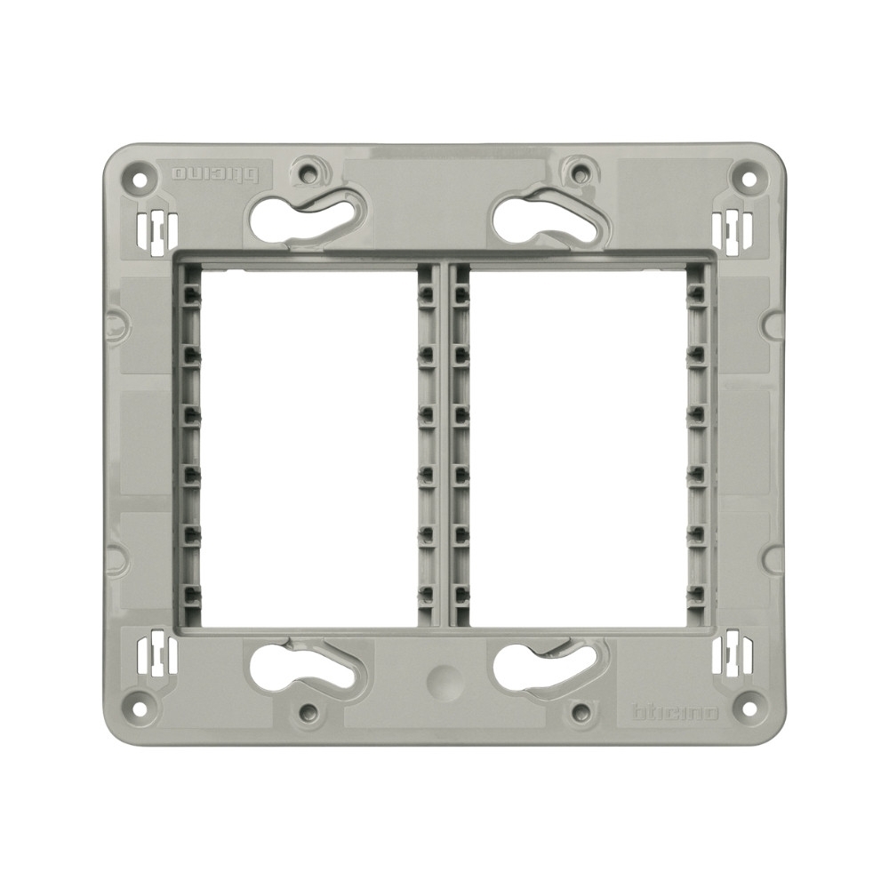 SUPORTE 4X4 PARA 6 POSTOS MATIXGO - BTICINO