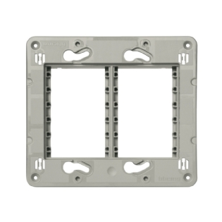 SUPORTE 4X4 PARA 6 POSTOS MATIXGO - BTICINO